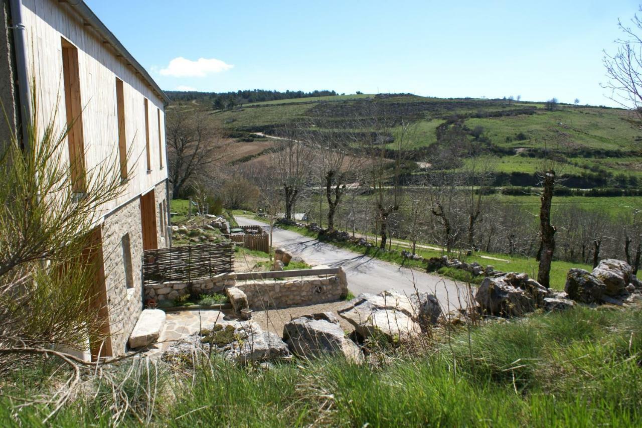Gites La Boletiere Saint-Étienne-du-Valdonnez Exterior foto